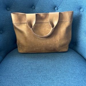 Sinclair Crossbody by Magnolia